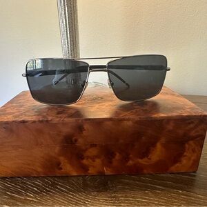 Men’s SALVATORE FERRAGAMO SUNGLASSES BLACK EXCELLENT CONDITION WITH CASE